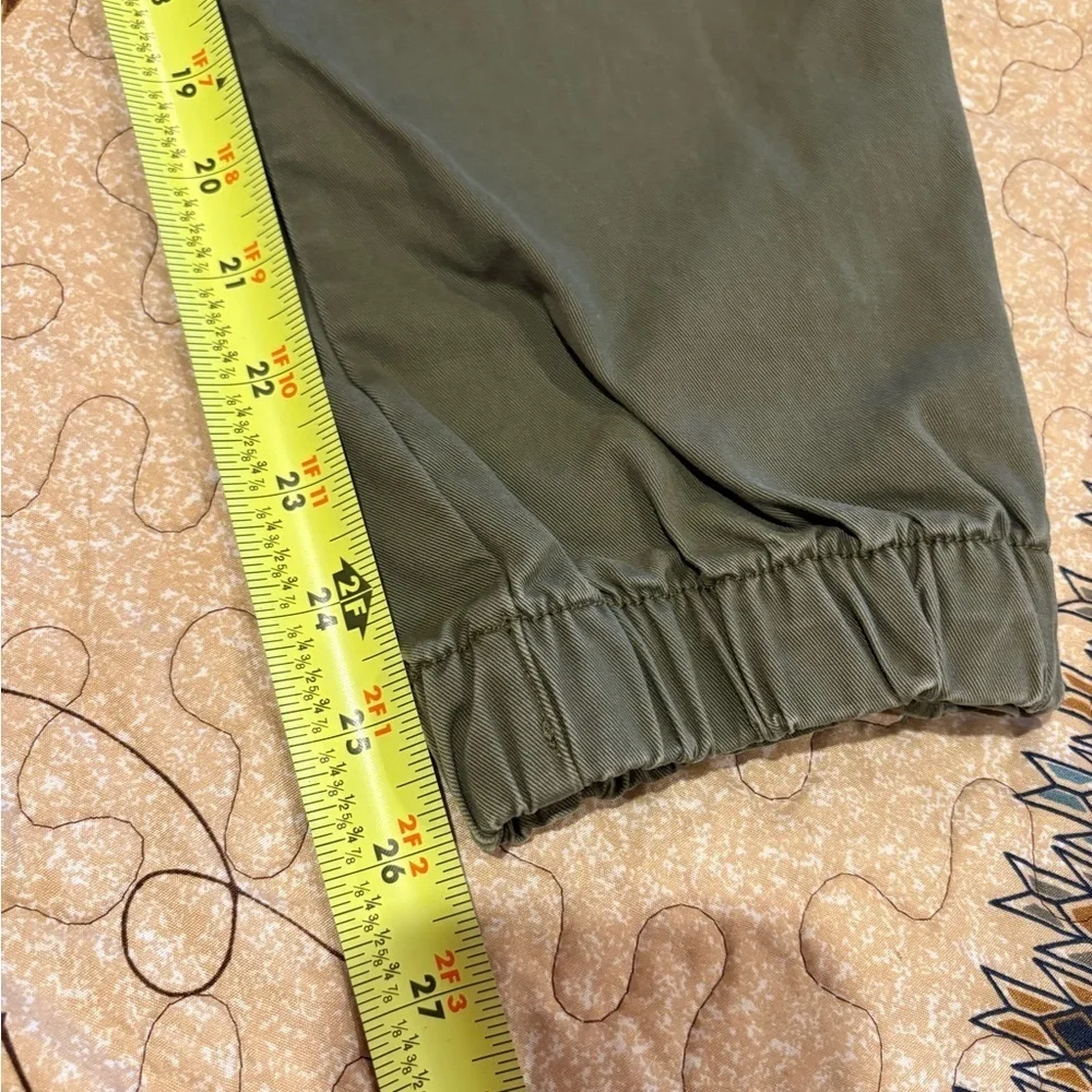 Banana Republic Authentic Chino women’s size 4